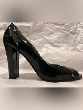 Steve Madden Karess Black Patent Leather High Heel Open Toe Pumps Size 9.5